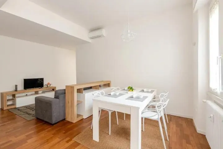 Like At Home - Close To Metro, Stadio San Siro, Duomo, Con Parcheggio Privato Milan