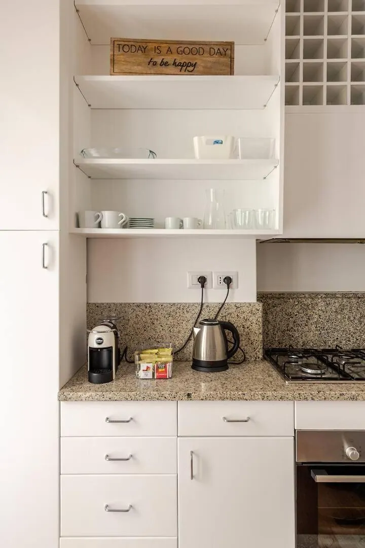 Like At Home - Close To Metro, Stadio San Siro, Duomo, Con Parcheggio Privato Milan 0*,  Italy